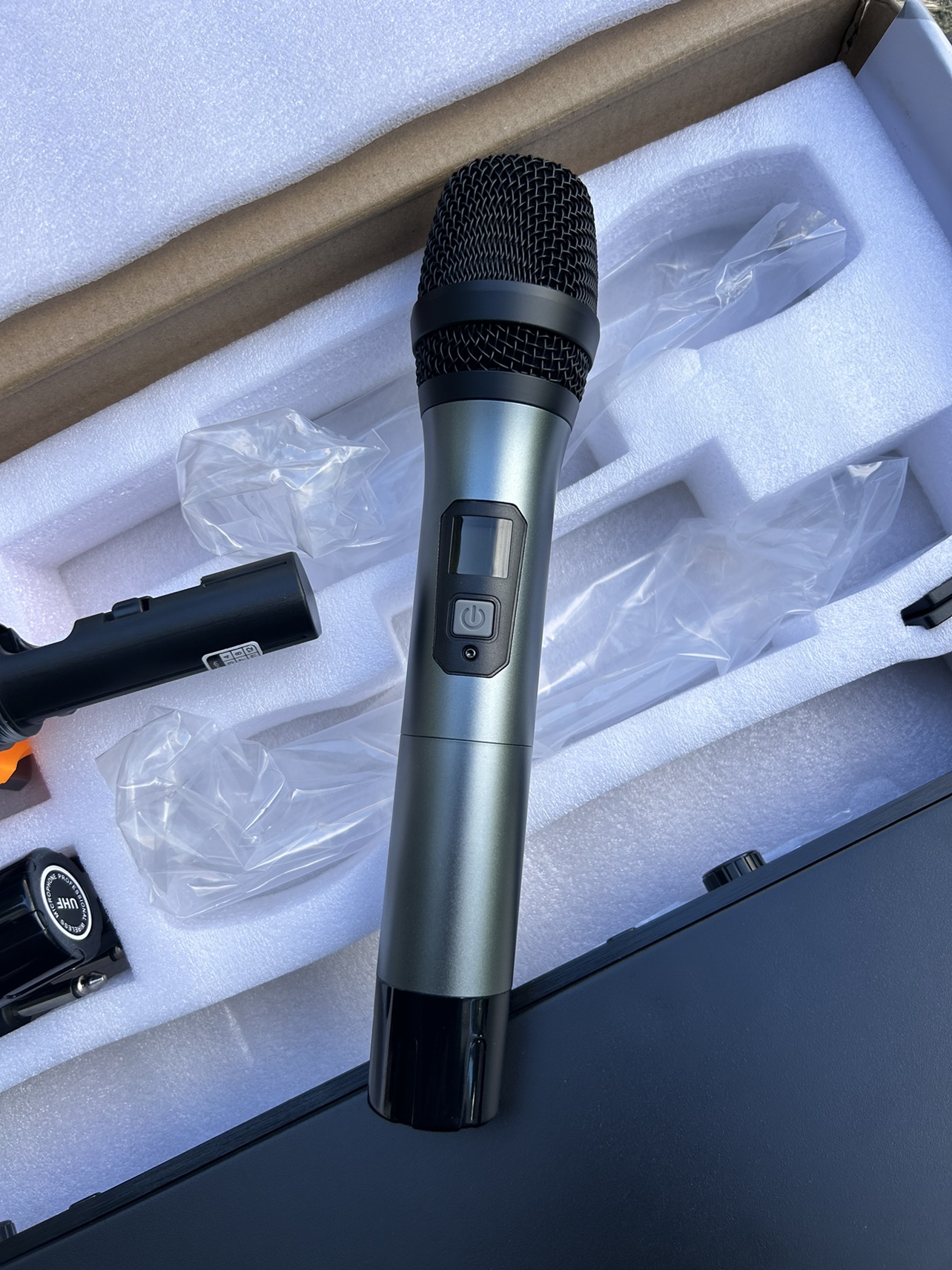 TIWA Wireless Microphone System - photo 3