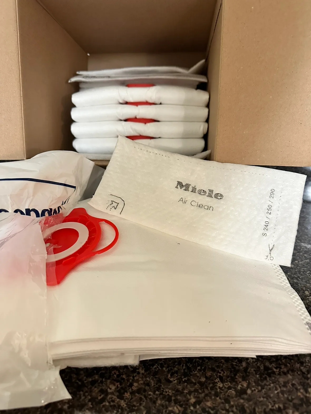 Miele S4212 Vacuum image indicator(10)