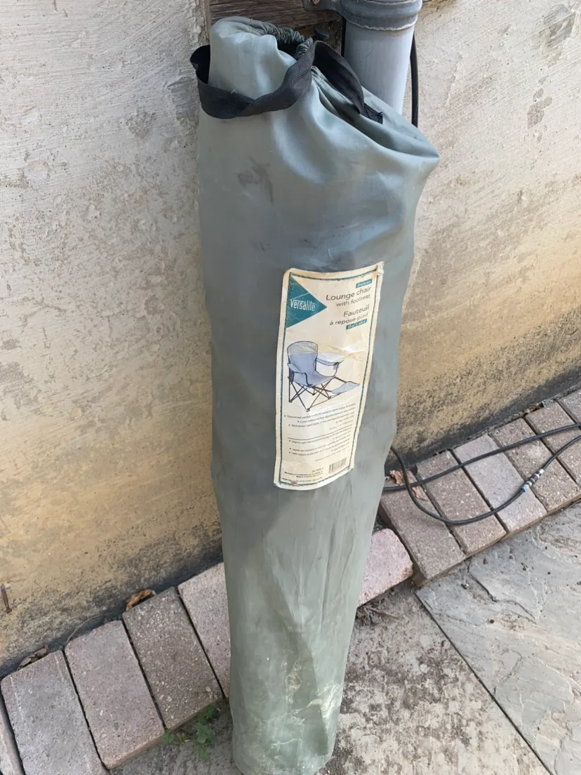 Folding Camping Chair with foot rest image indicator(4)