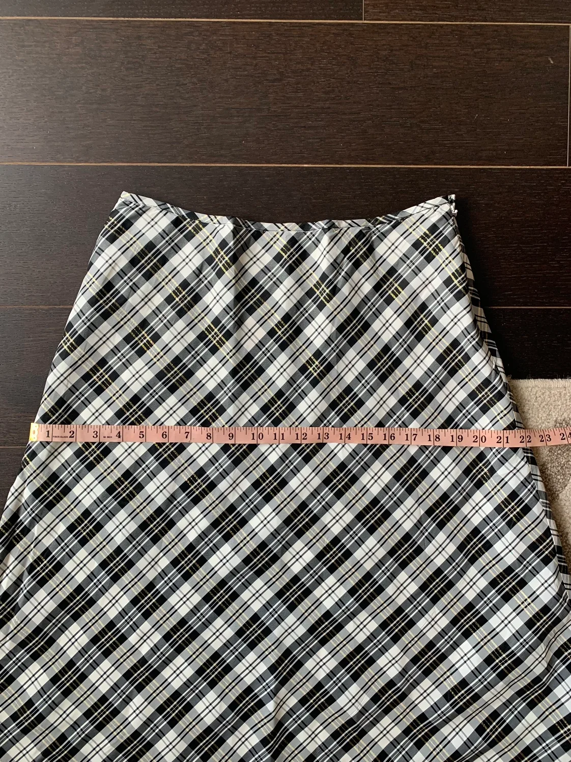 Vintage Black, White, & Gold Plaid Skirt - Perfect 4 Holidays! image indicator(7)