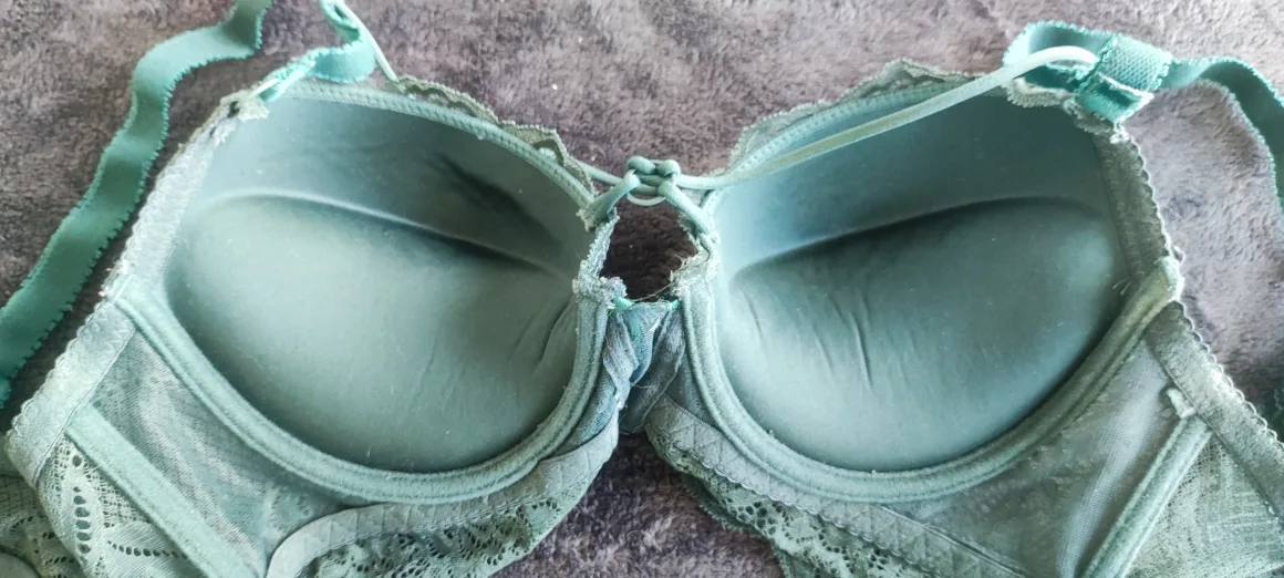 emerald color Bra image indicator(7)