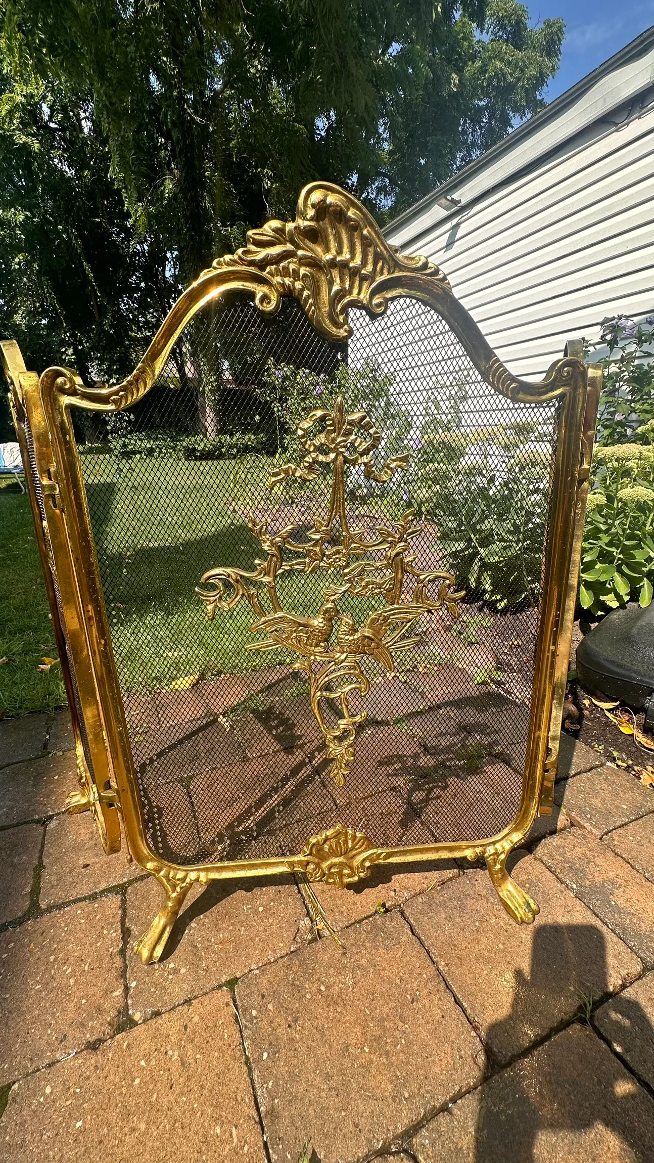 Ornate Gold Fireplace Screen image indicator(3)