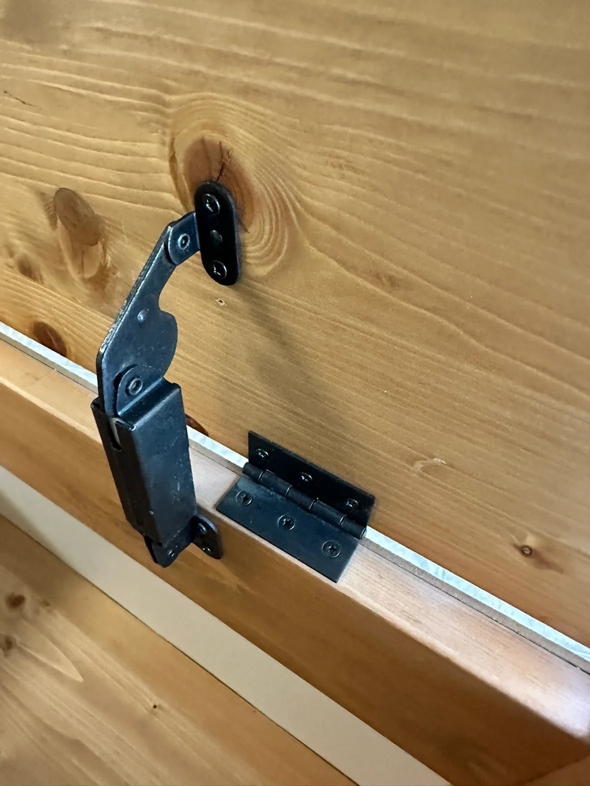 Wooden Storage Trunk image indicator(5)