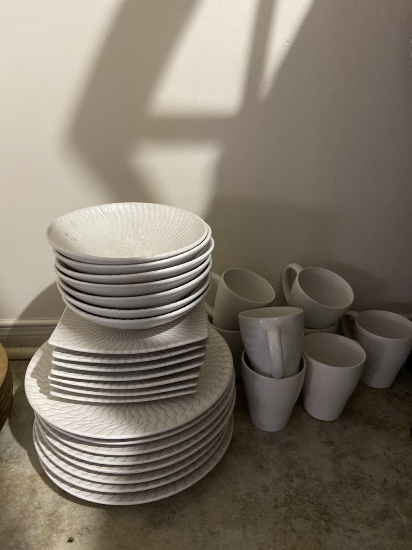 White Dinnerware Set oven microwave freeze safe