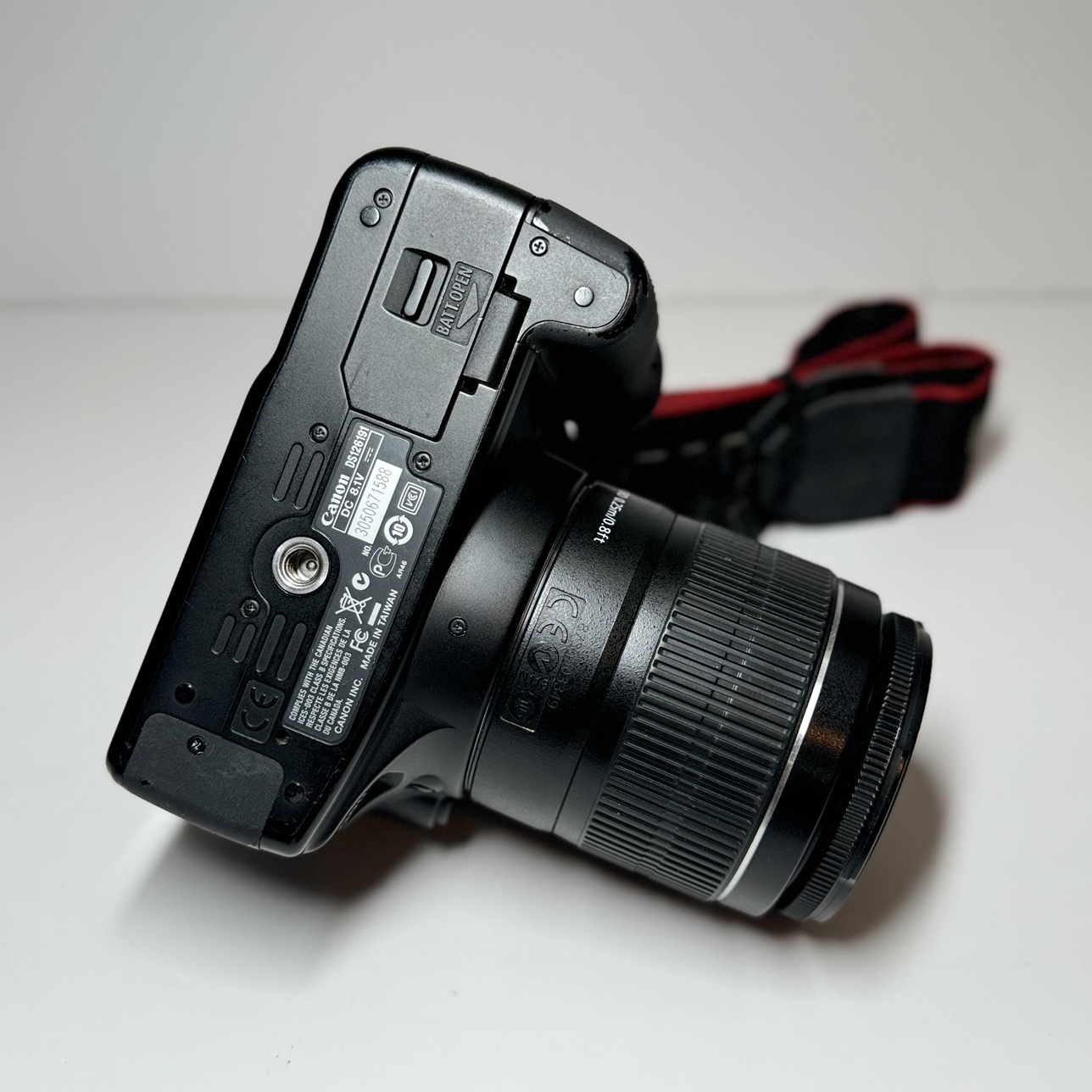 Canon EOS 1000D DSLR Camera with 18 55 mm Lens - photo 5