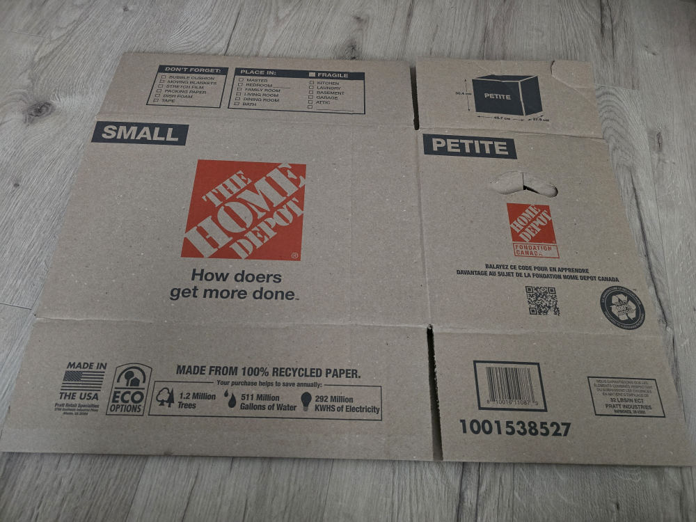 Small  Home Depot Moving Box w/Handle