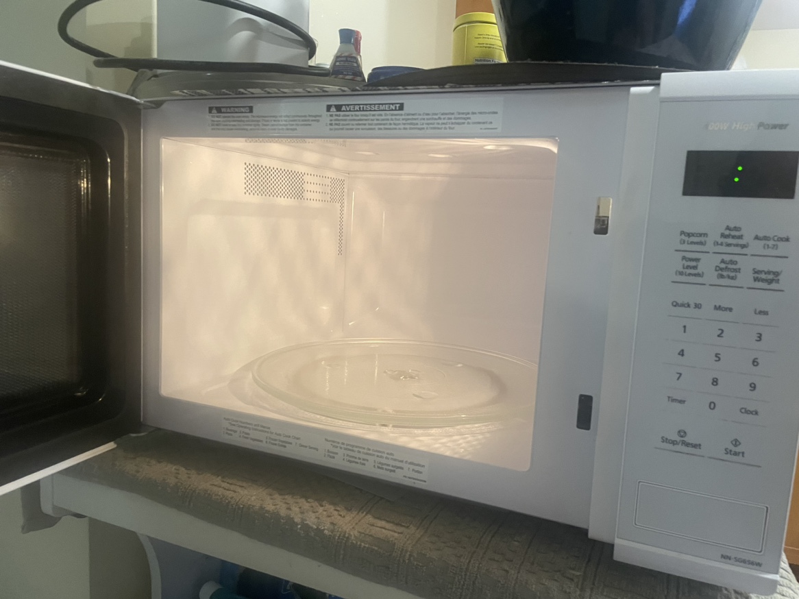 Panasonic NN-SG656W Microwave Oven - photo 2