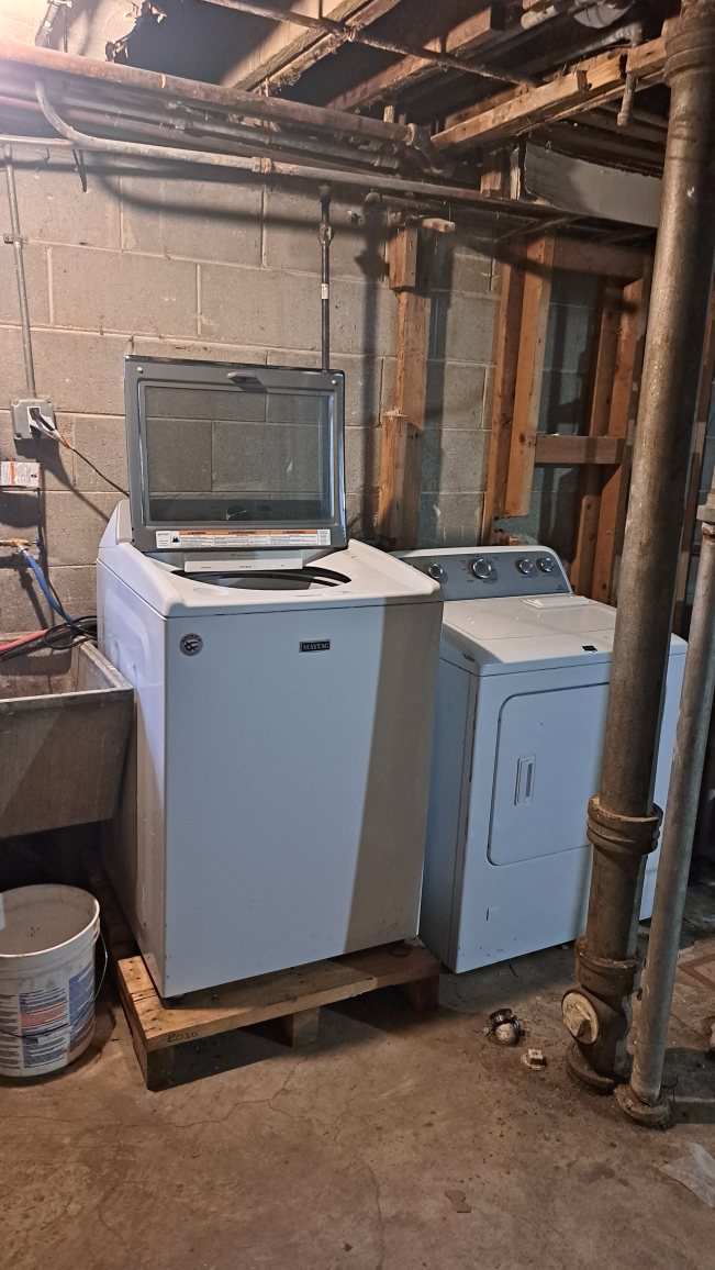 Maytag Washer and Dryer Set - photo 2