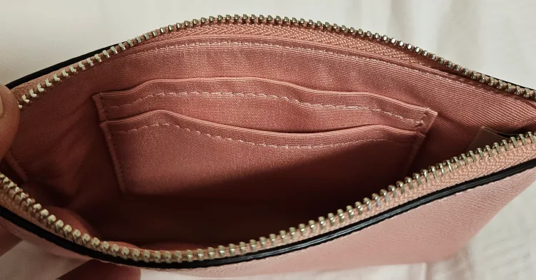 Coach Pink Coin Purse image indicator(3)