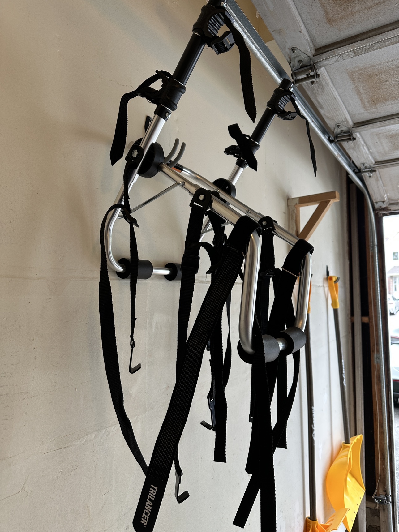 Like-New 2 Bike Trunk Mount Rack - photo 2
