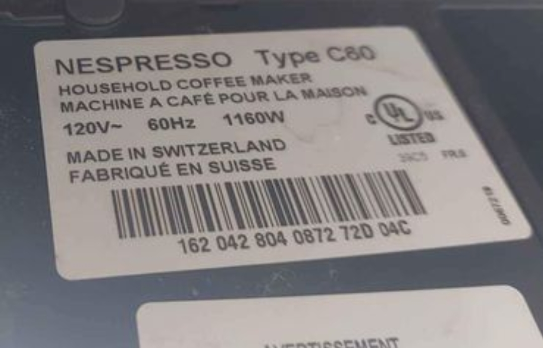 Nespresso with +100 pods - photo 2