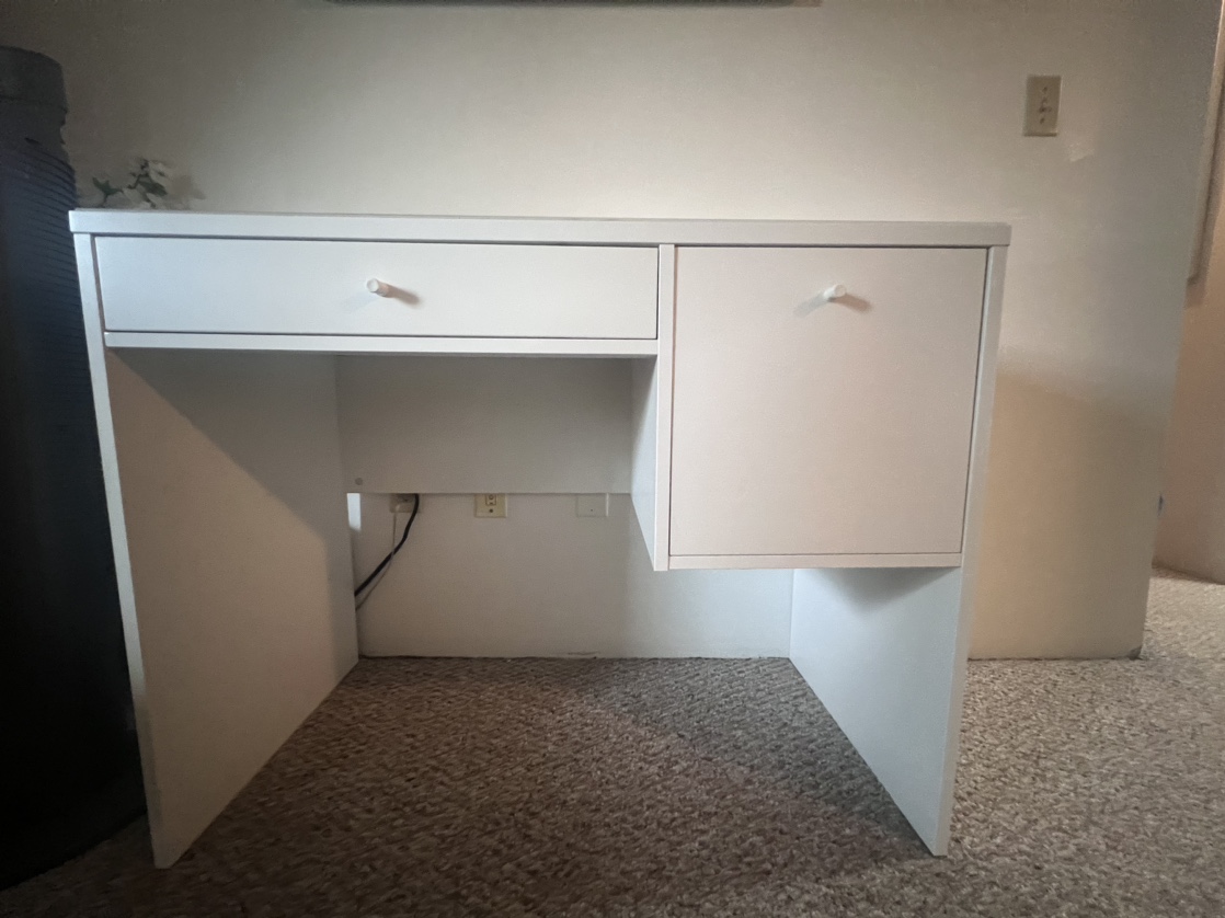 White Desk (office desk/ dresser drawe)