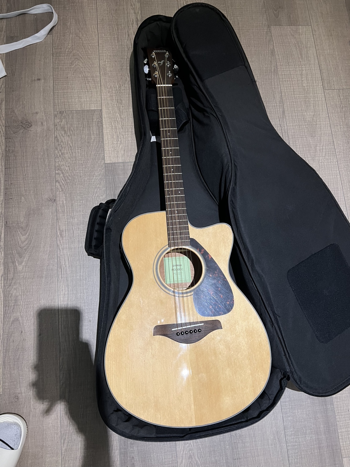 Yamaha FSX800C Acoustic-Electric Guitar