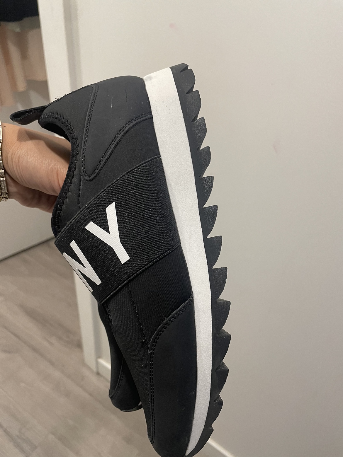 DKNY Black Sneakers (brand new) - photo 4