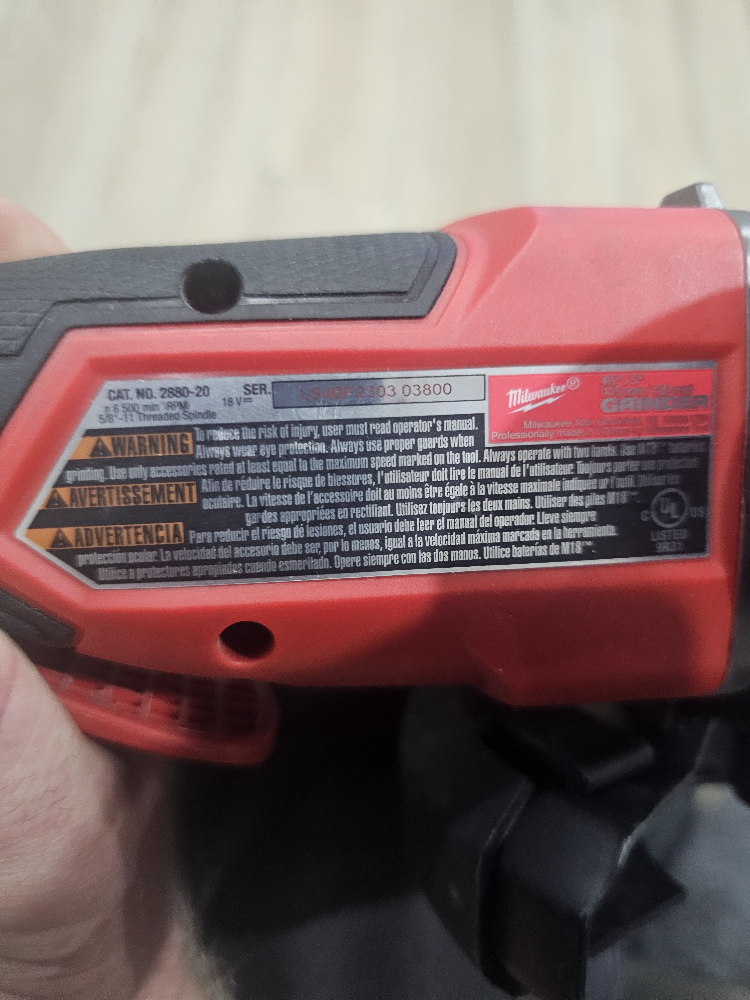 BRAND NEW Milwaukee M18 FUEL 4-1/2-Inch Grinder - photo 4