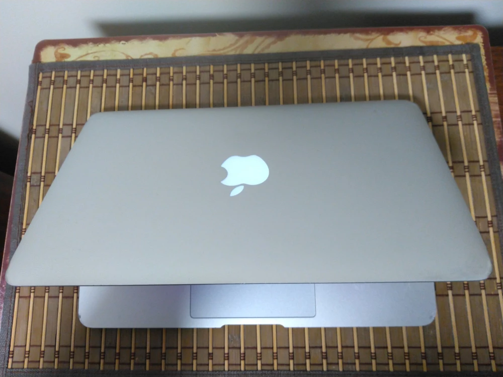 MacBook Air - photo 2