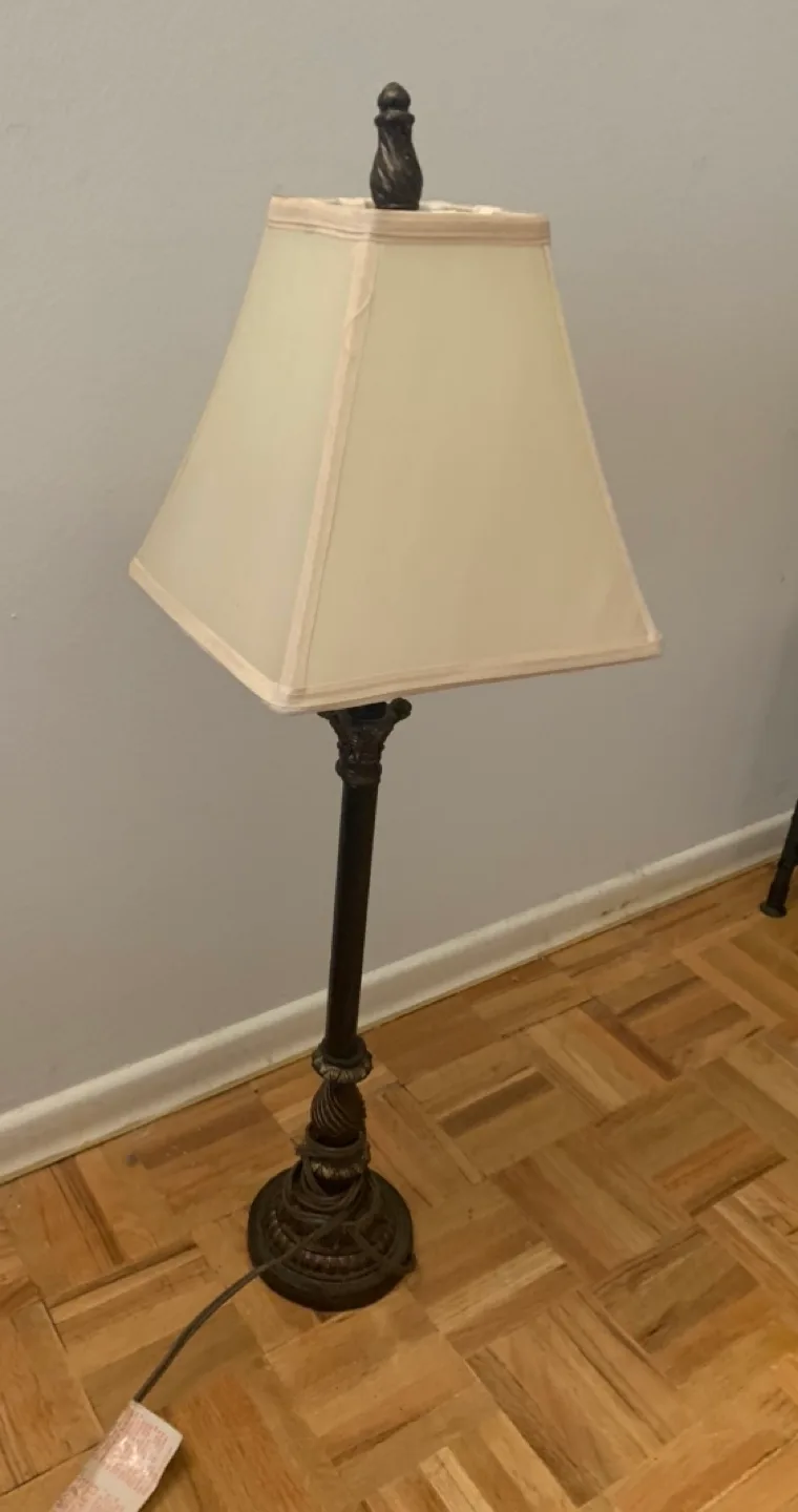 Moving Sale - Corner Lamp/ Table Lamp -Must go asap! image indicator(3)