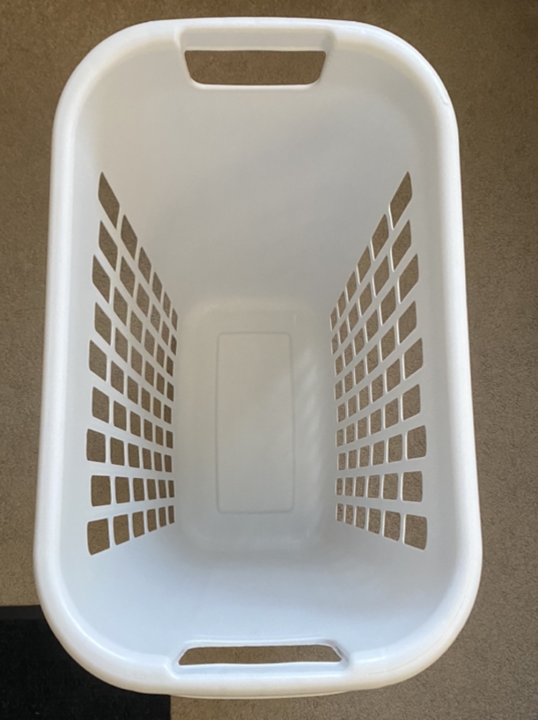 White Laundry Basket - photo 2