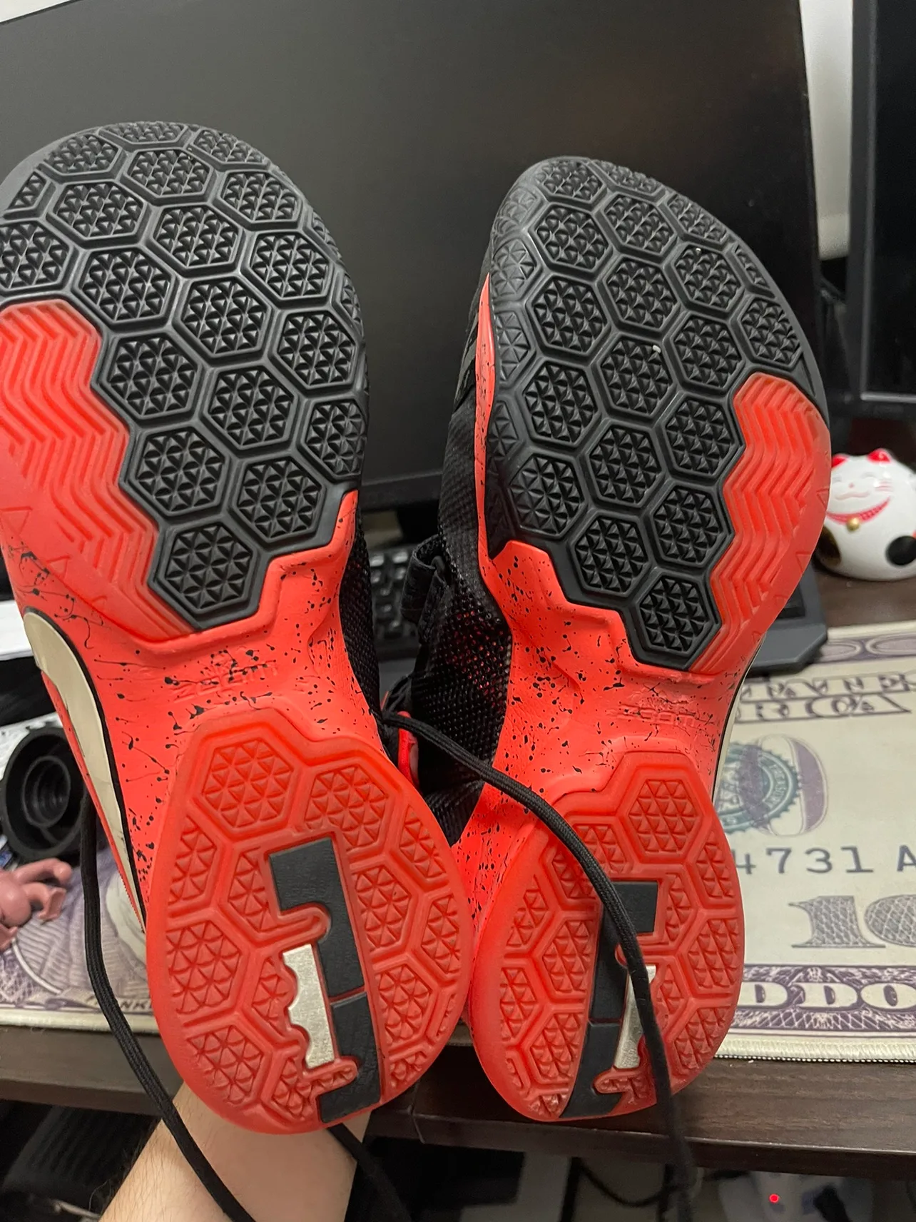 Nike LeBron Soldier 9 men size 9.5 image indicator(4)