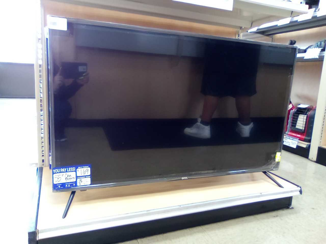 55" Onn Roku tv