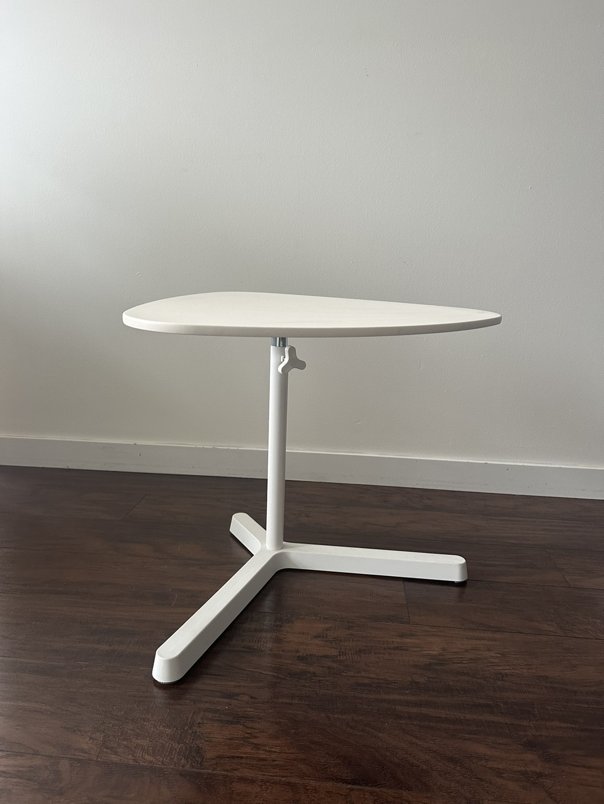 White Adjustable Side Table - photo 2