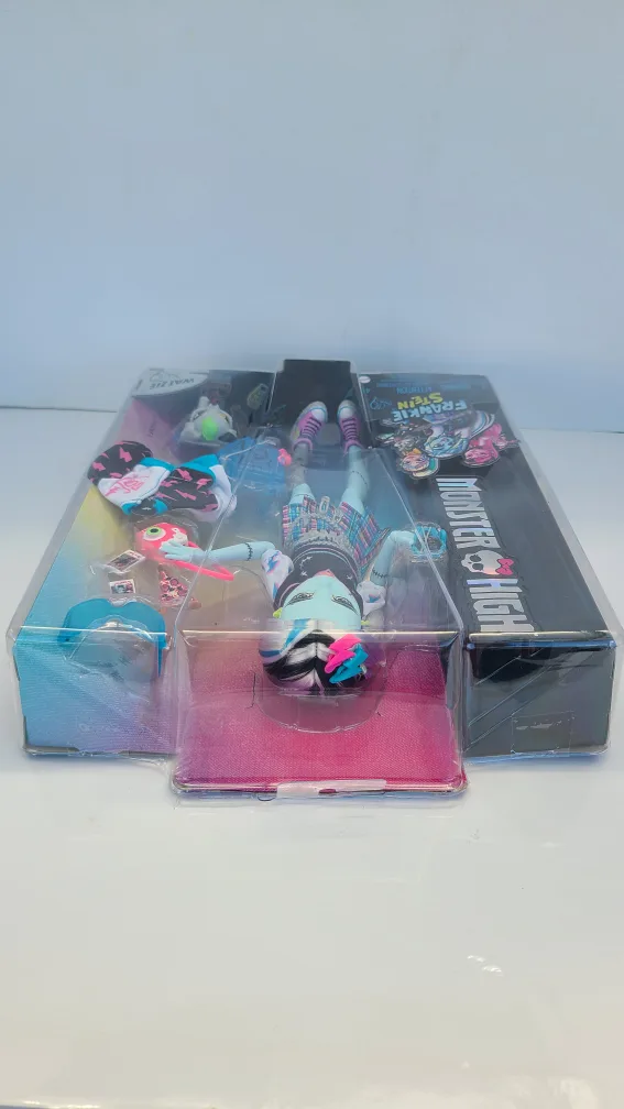 Monster High Frankie Stein Doll image indicator(2)