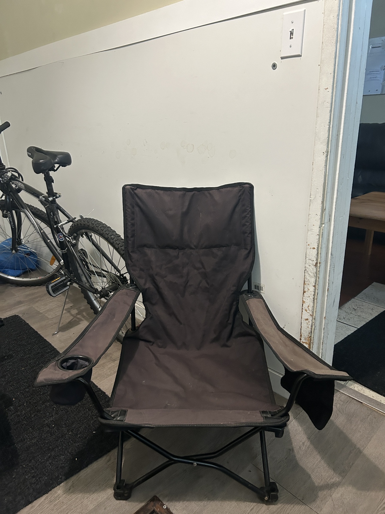 Two Camping Chairs with bags - photo 2