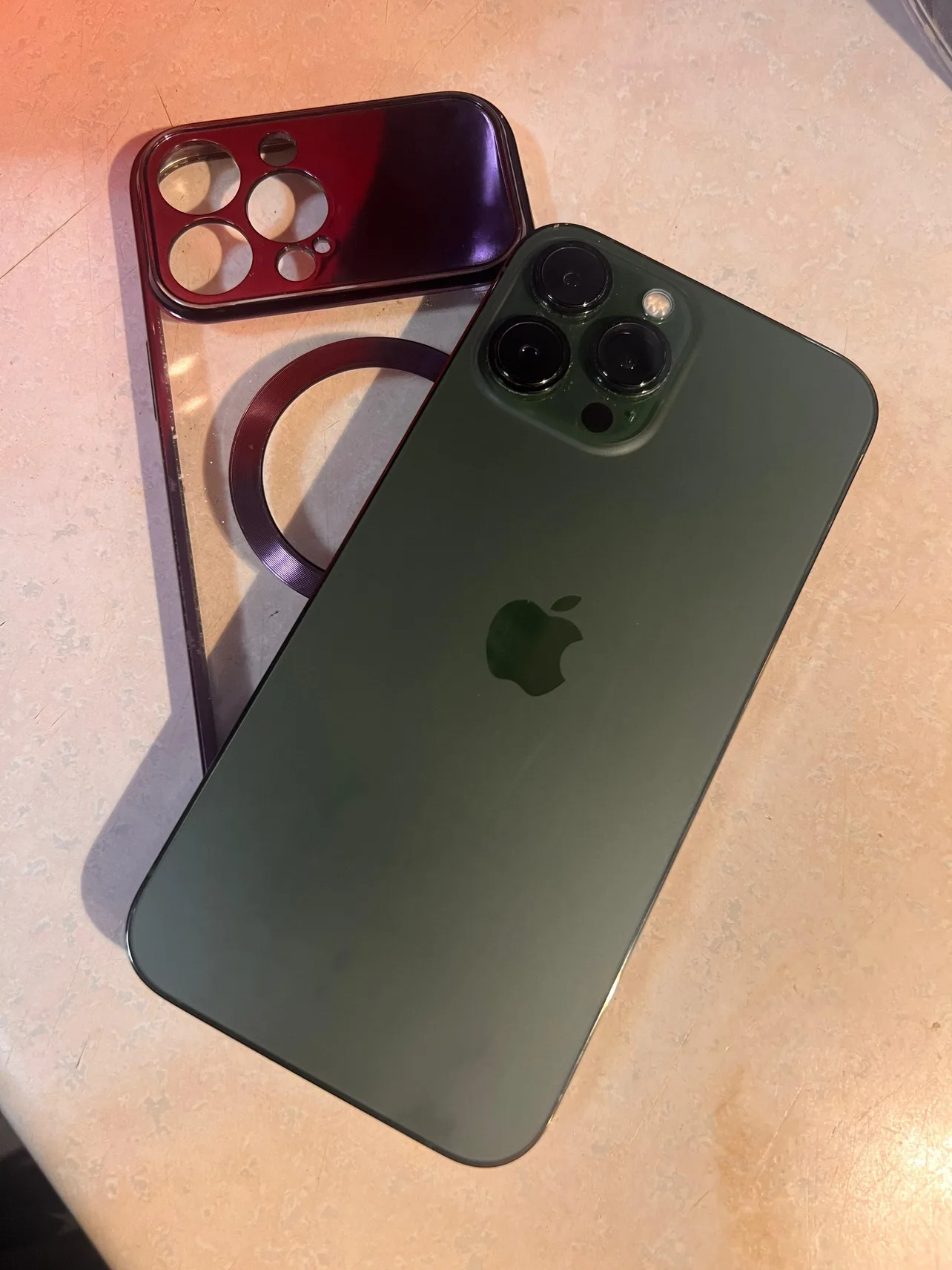 iPhone 13 Pro Max thumbnail