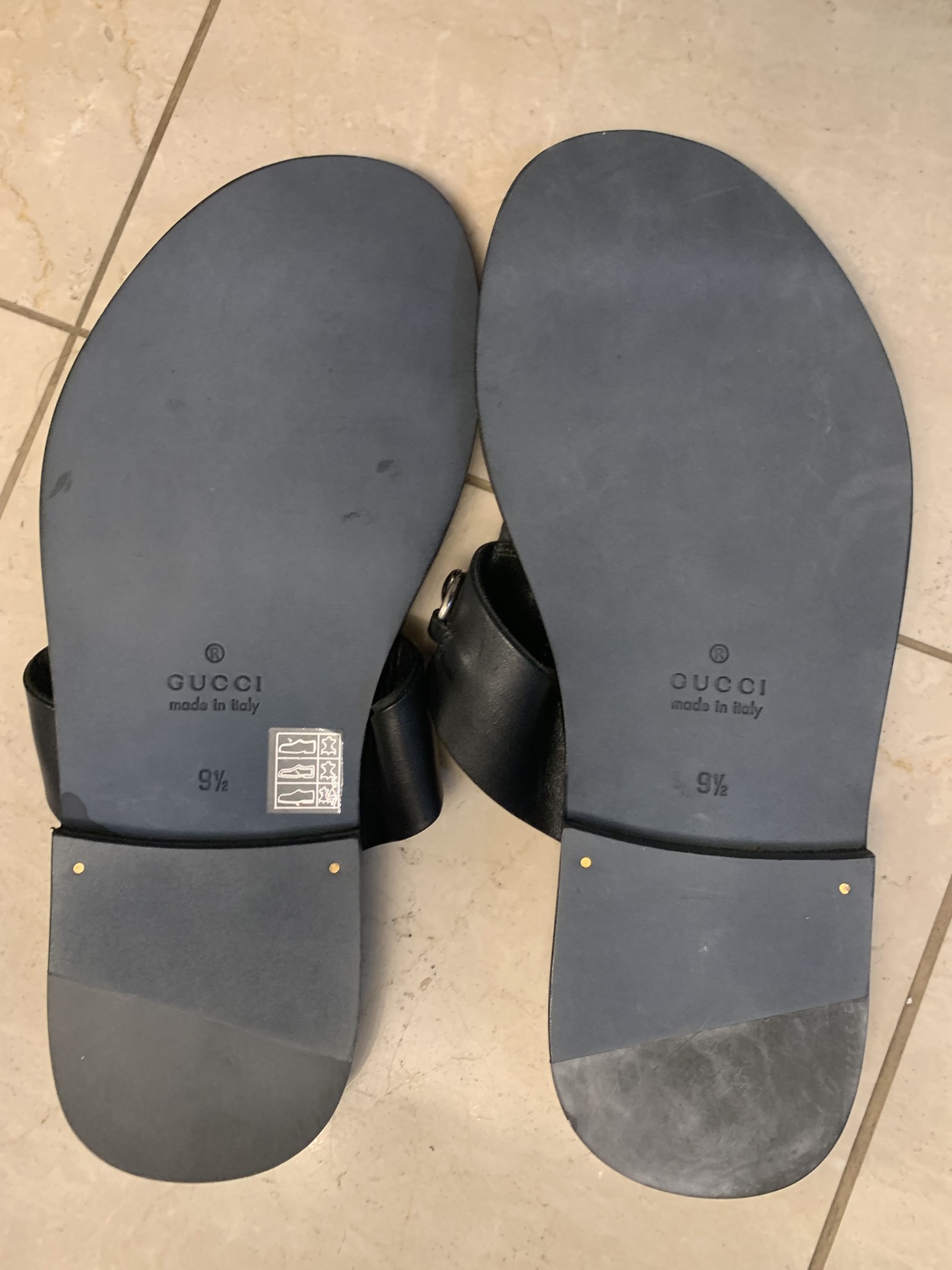 Gucci Men’s Black Leather Sandals Size 9.5 US - photo 2