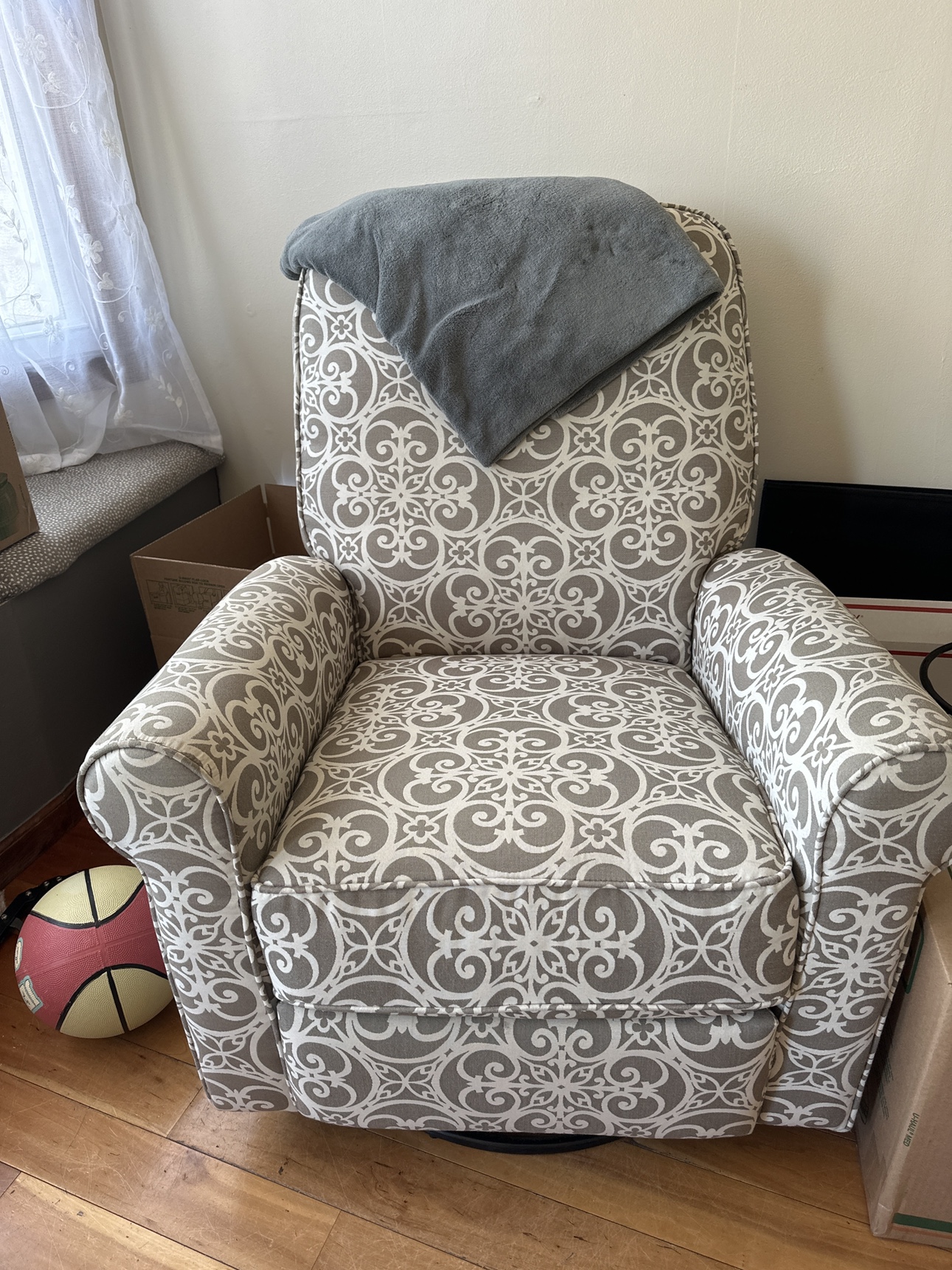 Swivel Glider Chair