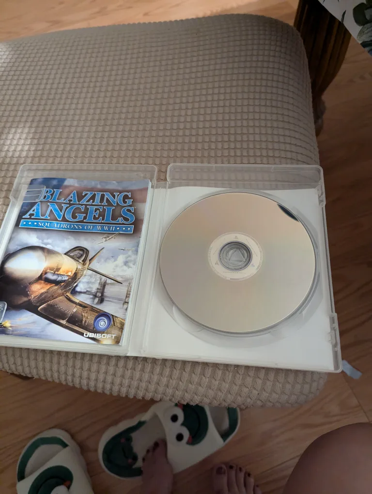 Blazing Angels: Squadrons of WWII - PS3 image indicator(2)