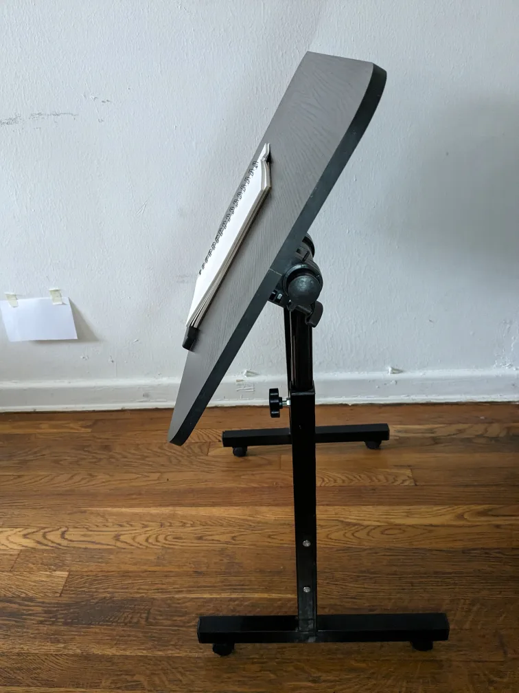 Adjustable Desk with Wheels image indicator(3)