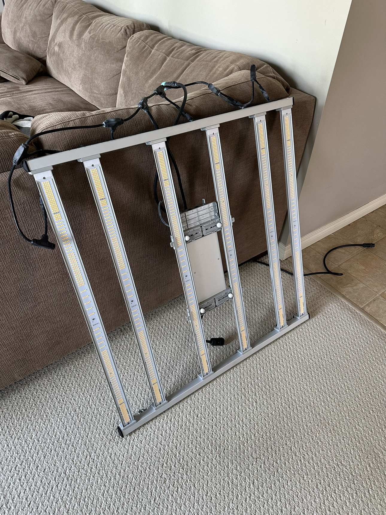 Mars Hydro 480W LED Grow Light - photo 2