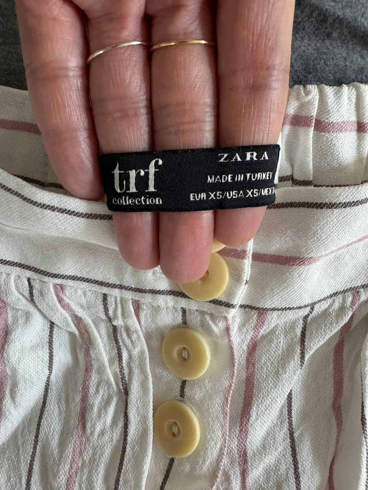 Zara Striped linen Button-Up Skirt image indicator(5)