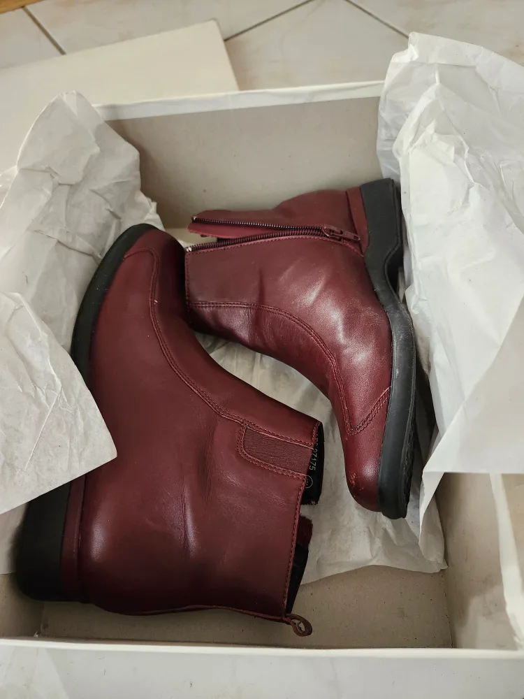 Burgundy Leather Boots image indicator(6)