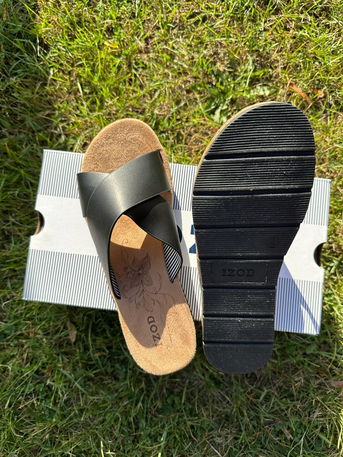 Izod Women's Black Sandals thumbnail