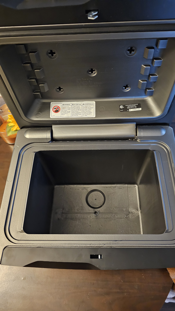 SentrySafe Small Safe - photo 3