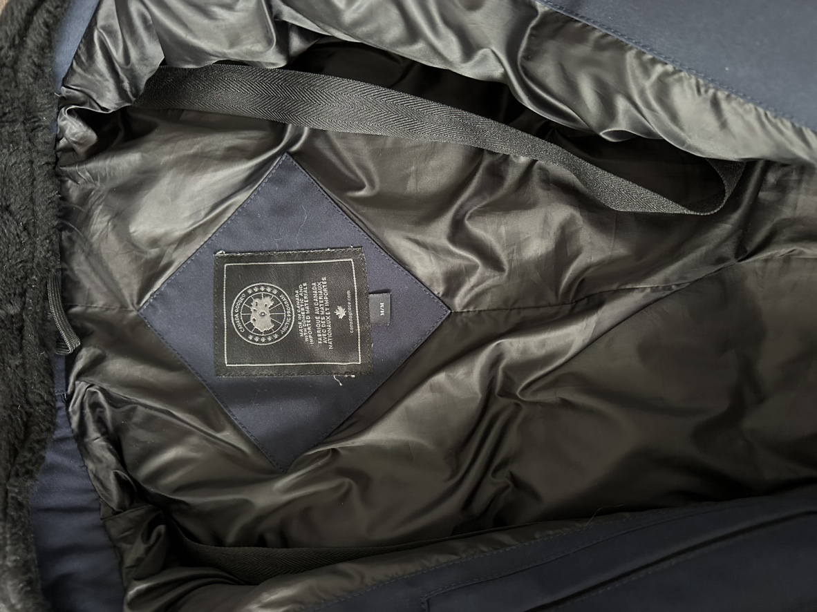 Canada Goose Jacket - photo 4