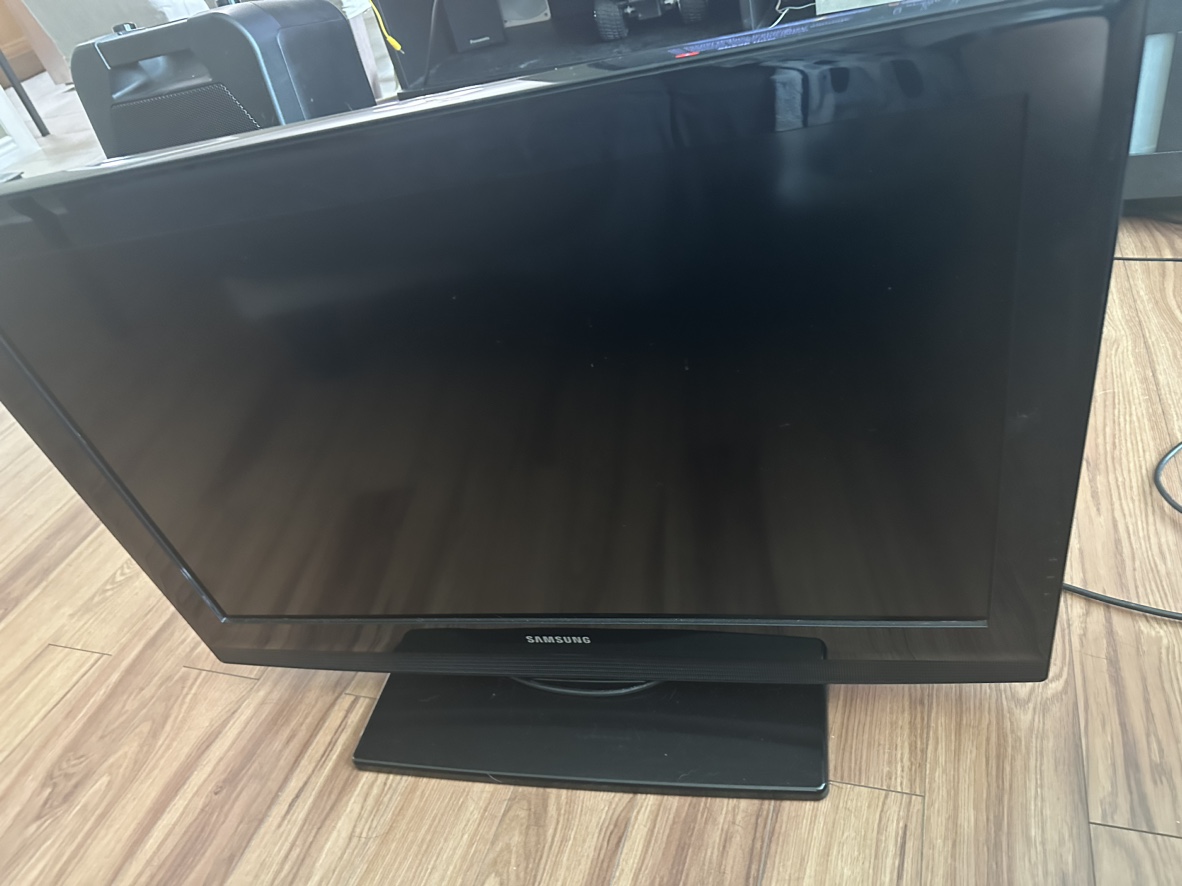 Samsung TV #freecycle
