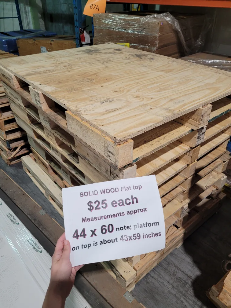 Solid Wood Flat Top Pallet thumbnail