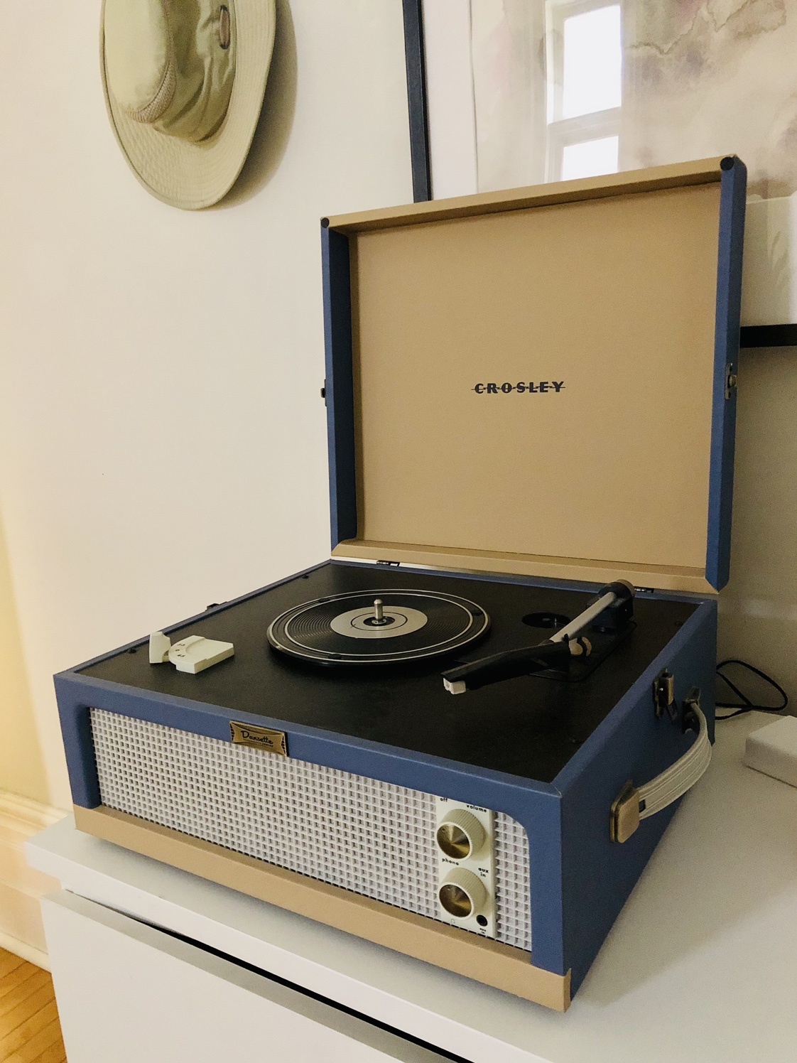 Crosley Turntable - photo 2