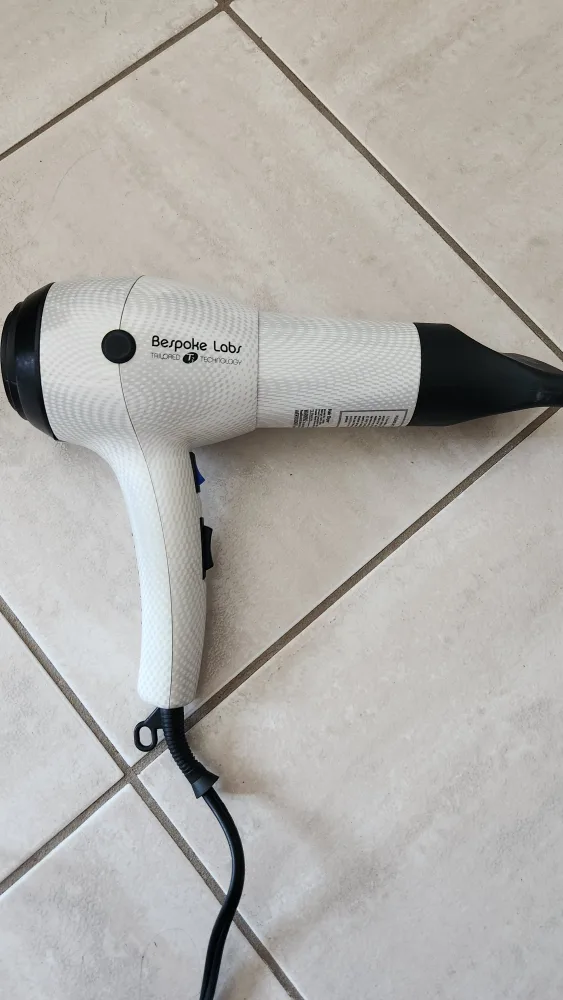 Bespoke Labs Hair Dryer thumbnail