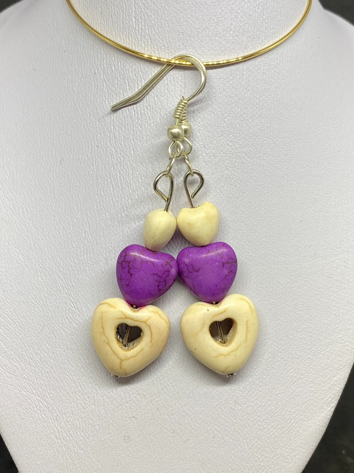 Heart Dangle Earrings image indicator(3)