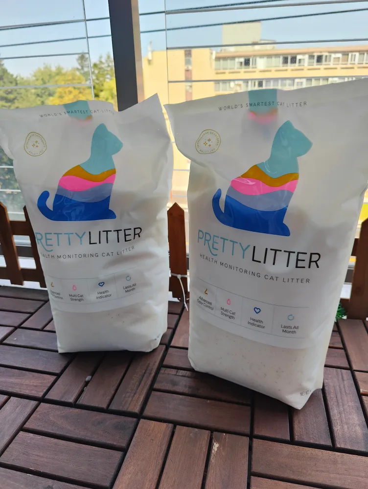 Pretty Litter Cat Litter X 2 bags thumbnail