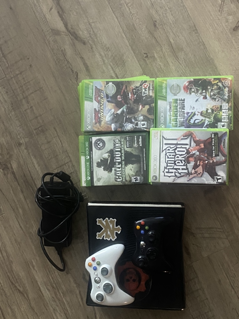 Xbox 360 Bundle with Games - photo 2