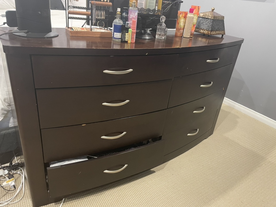 Chest of 8 Drawers