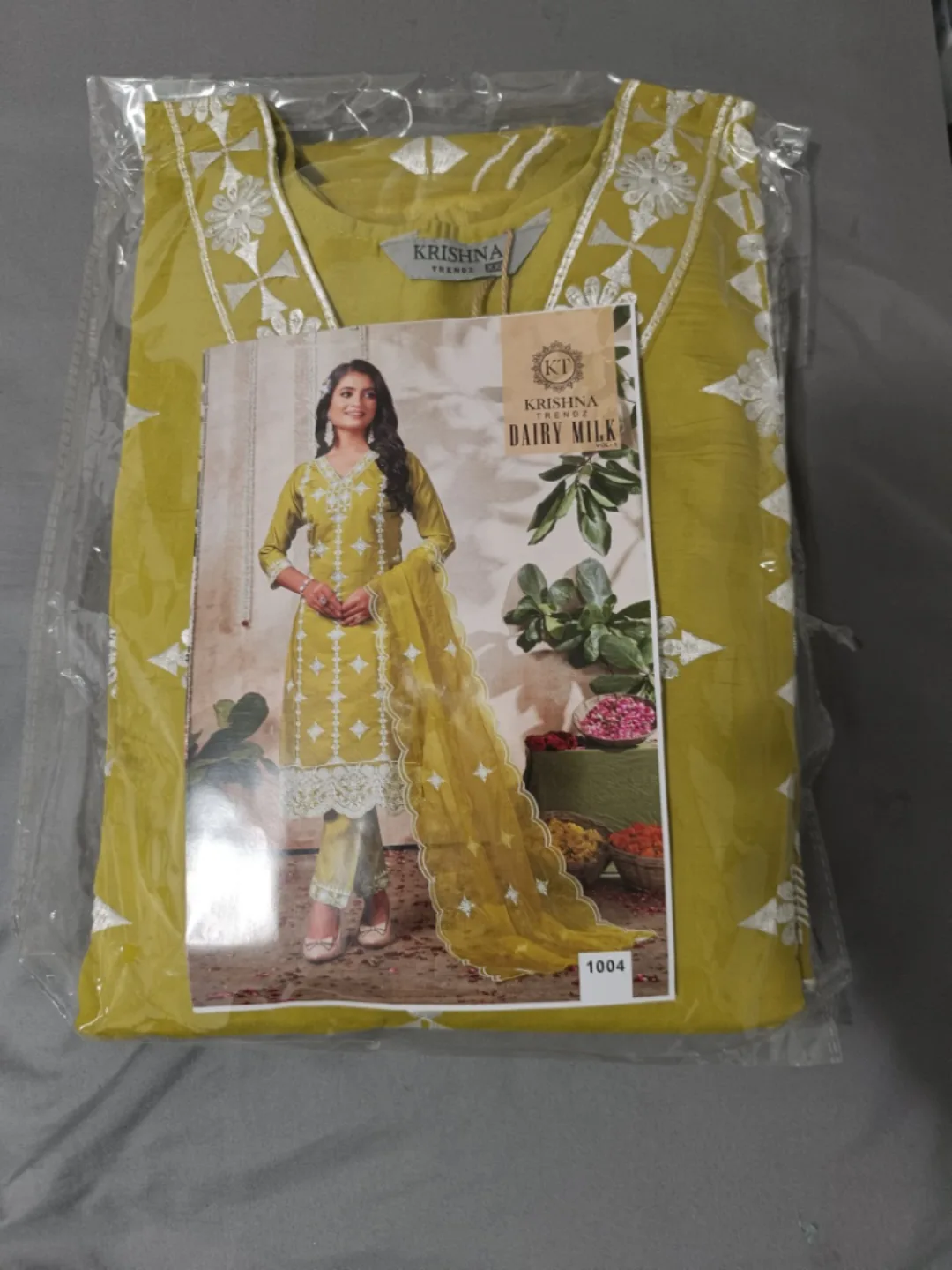 Brand new Ready made dresses for ladies image indicator(3)