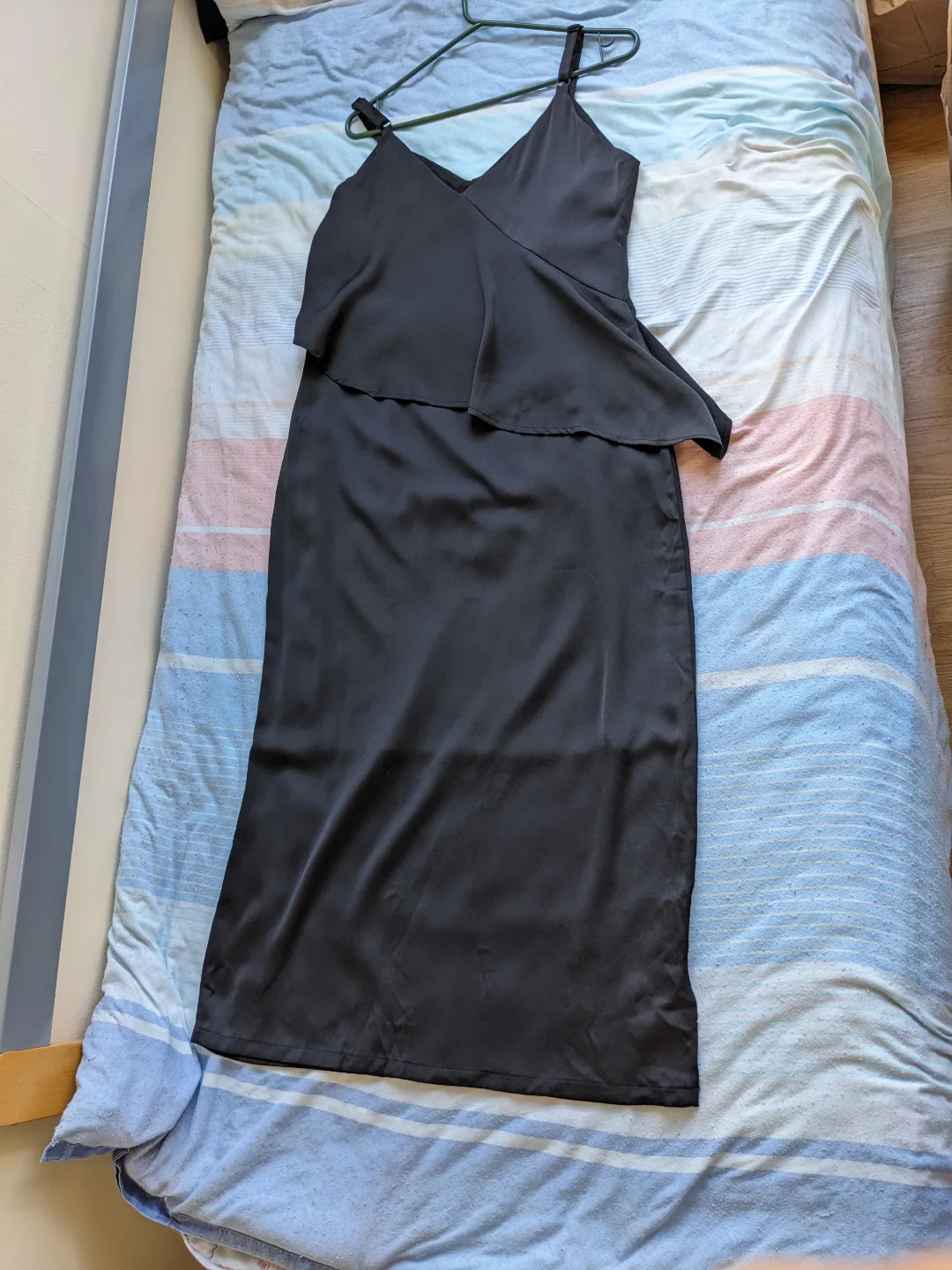 Pink Martini V-Neck Black Dress image indicator(2)