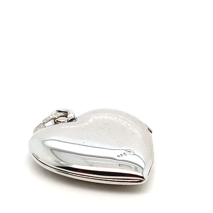 Silver “I love you” Heart Locket image indicator(5)