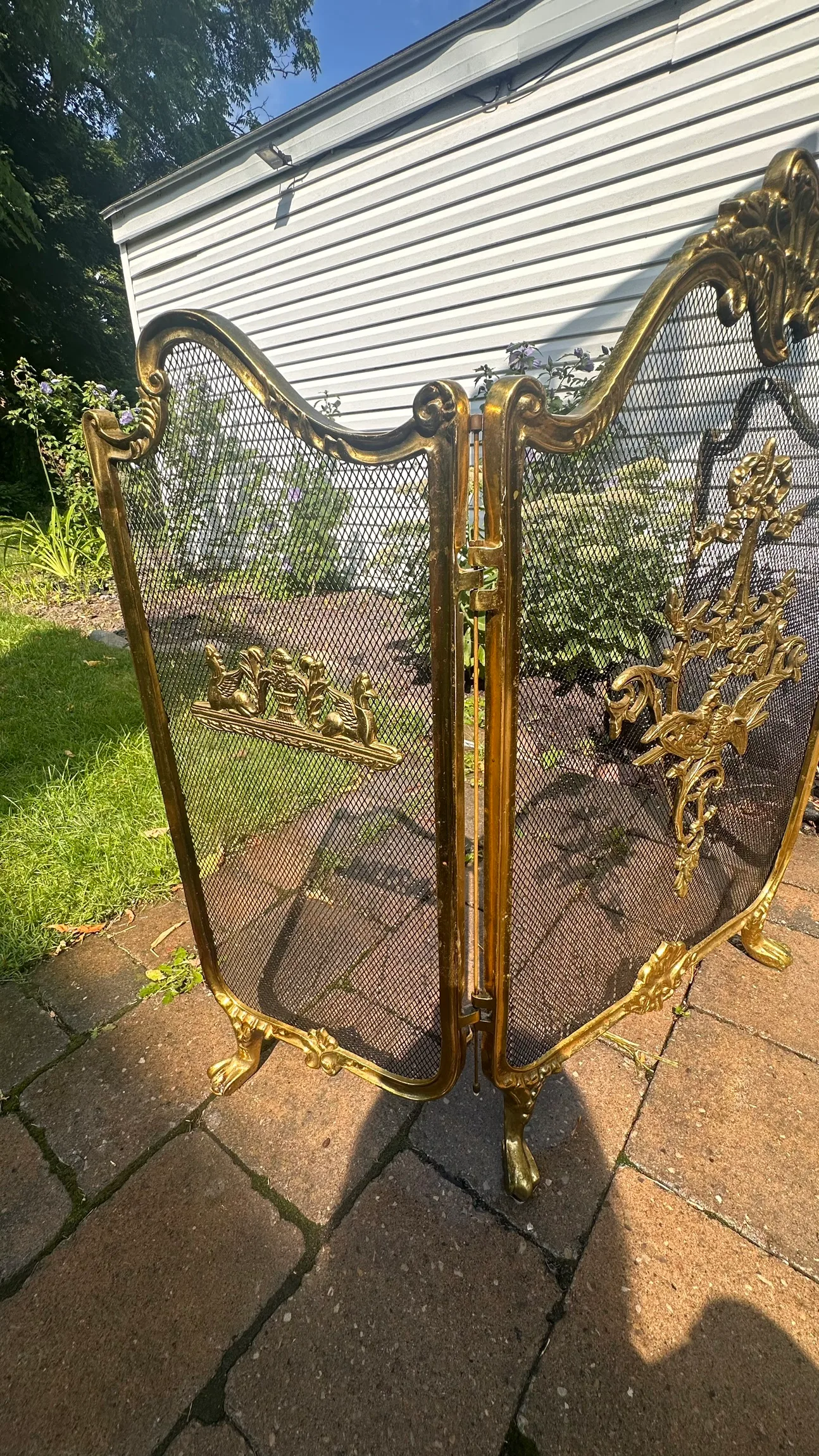 Ornate Gold Fireplace Screen image indicator(2)